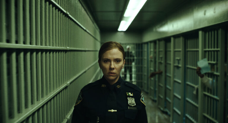 O Exorcista: Mártires ganha trailer com Scarlett Johansson como detetive atrás de um assassino satanista